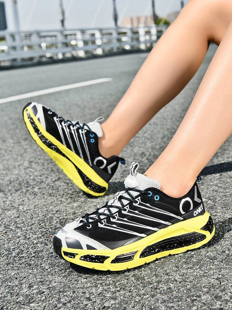 Couple Running Shoes Breathable Mesh Lightweight Shock Absorption Non-slip Wear-resistant Outdoor Casual Sports Sneakers - view 4