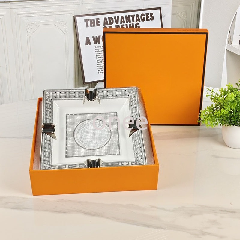 Cigar Ashtray Home Living Room Decor Stylish Bone China Tray Hotel and Office Ashtray Creative Ceramic Cigarette Dish Gift Available in 3 sizes - view 8