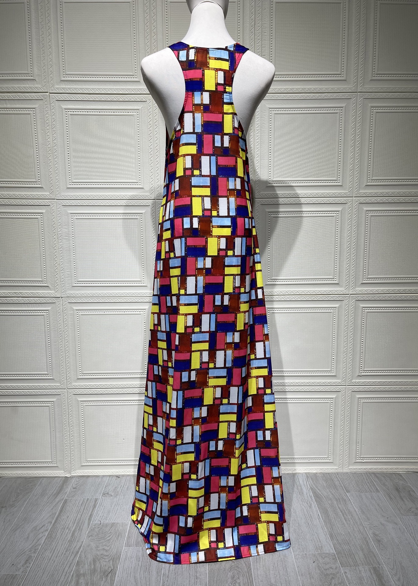 New European and American style cross - border elegant and trendy sleeveless fashion long dress with colorful print and loose fit for women - view 8