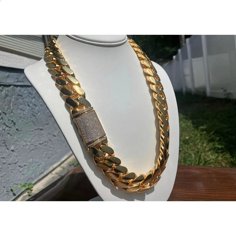 MenS Heavy Duty 15Mm Miami Cuban Chain 18K Gold Plated Mossanite Box Clasp Link Hip Hop Jewelry Gift for ValentineS Day St PatrickS Ramadan Carnival 2 - view 3