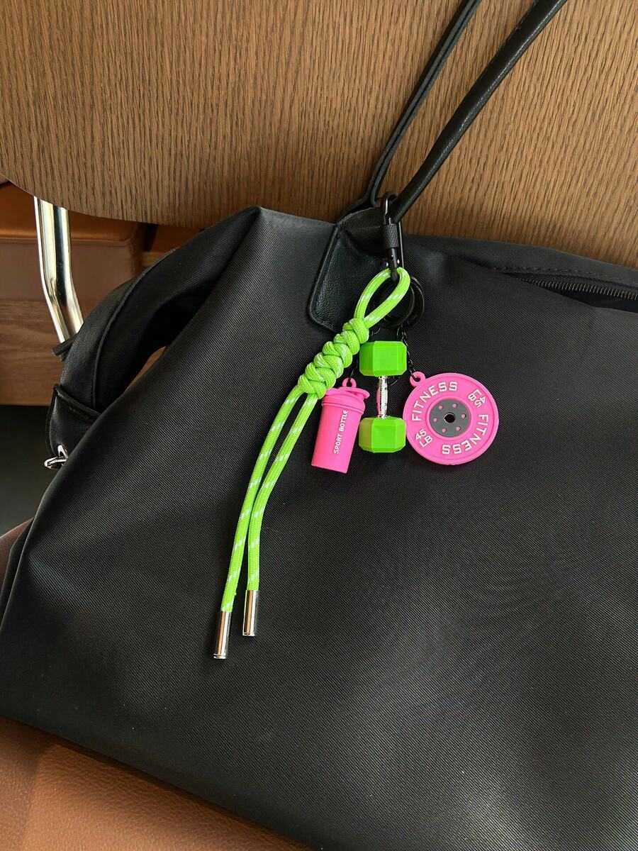 Fitness Keychain Gym Lover Barbell Key Chain Weightlifting Keyring Silicone Weight Plate Gym Gifts Workout Gifts Bag Charm Backpack Charm Car Accessor - view 3