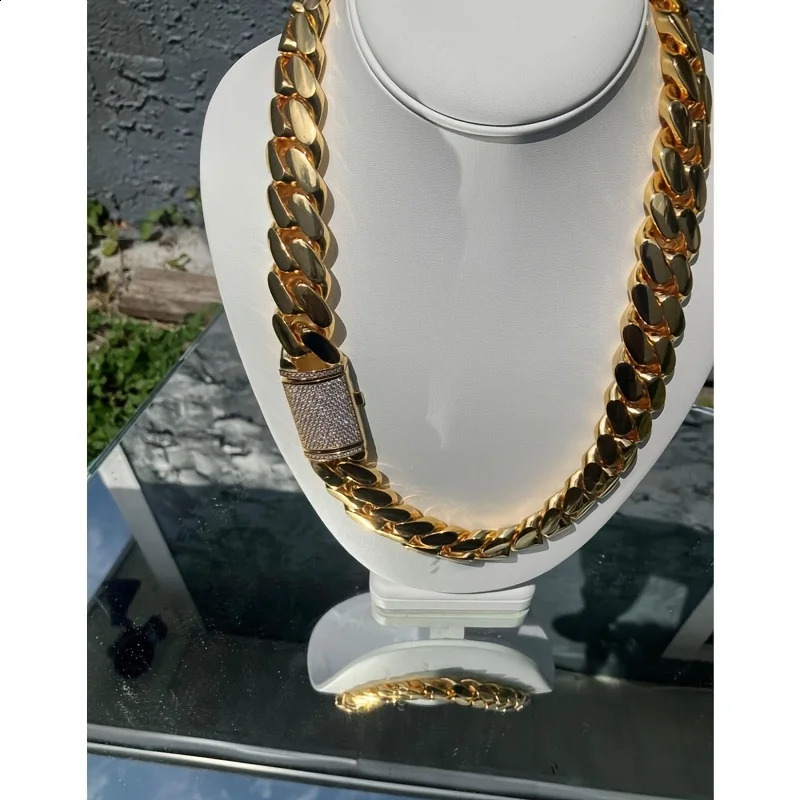 MenS Heavy Duty 15Mm Miami Cuban Chain 18K Gold Plated Mossanite Box Clasp Link Hip Hop Jewelry Gift for ValentineS Day St PatrickS Ramadan Carnival 2 - view 4
