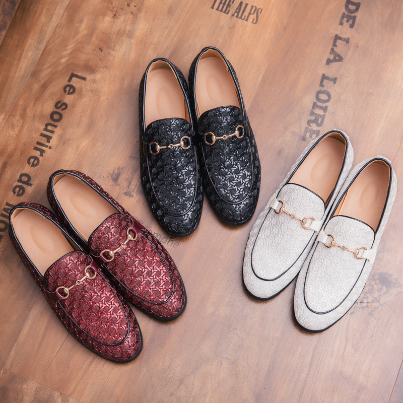 Embossed Texture Horsebit Loafers Slip On Round Toe Flat Dress Shoes Three Colors Black White Wine Red Vintage Business Casual Daily Walking Women Foo - view 3