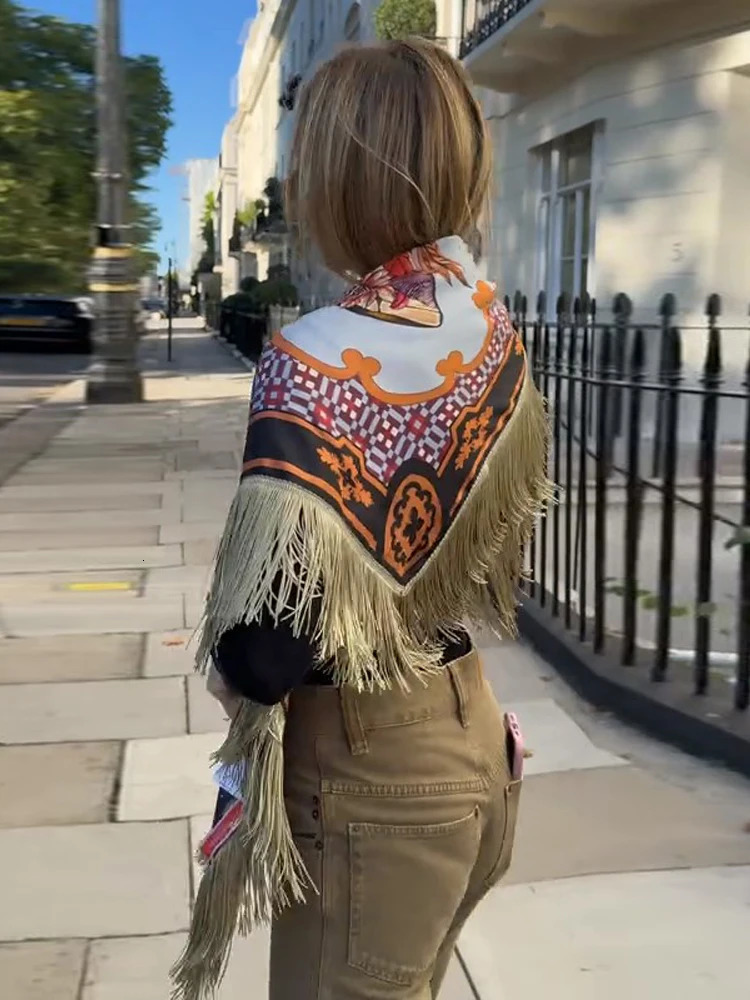 Fashion Vintage Printed Tassel Square Scarf Women Fringe Patchwork Shawl Waist Seal Accessories 2026 Spring Summer Street Shawls 260724 - view 3