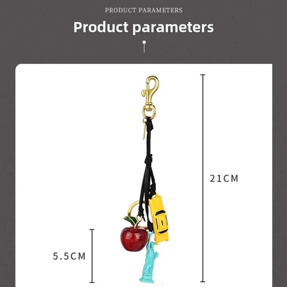 York City New Themed Leather Bag Charm Premium Glitter Apple Taxi Purse Pendant Handbag Travel Souvenir Gifts For WomenT260724 - view 7