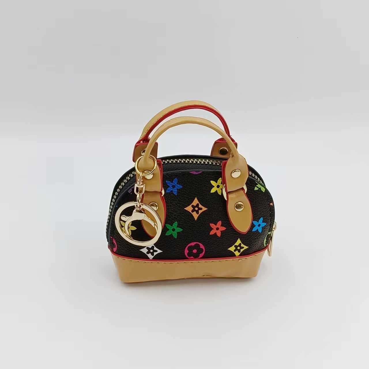Retro fashion shell handbag 2026 new model key case, zero wallet, pendant, small and trendy, popular among the young.H260724 - view 3