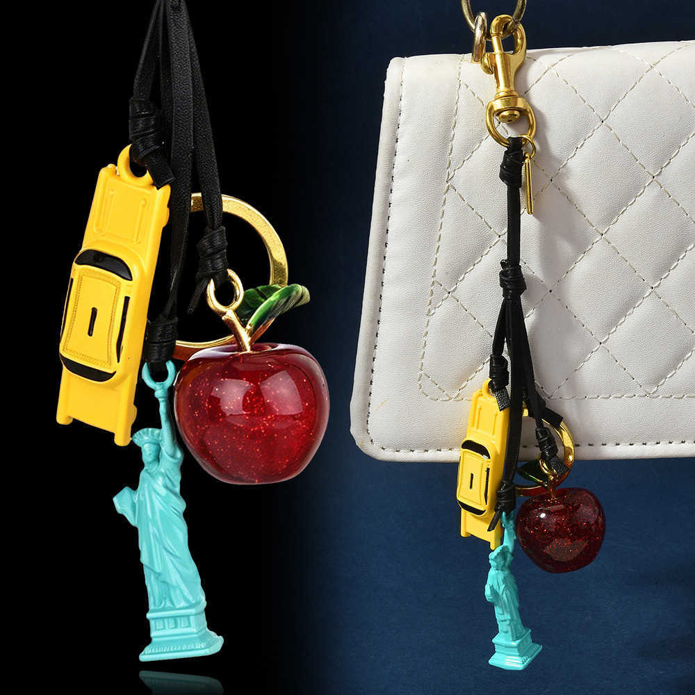 York City New Themed Leather Bag Charm Premium Glitter Apple Taxi Purse Pendant Handbag Travel Souvenir Gifts For WomenT260724
