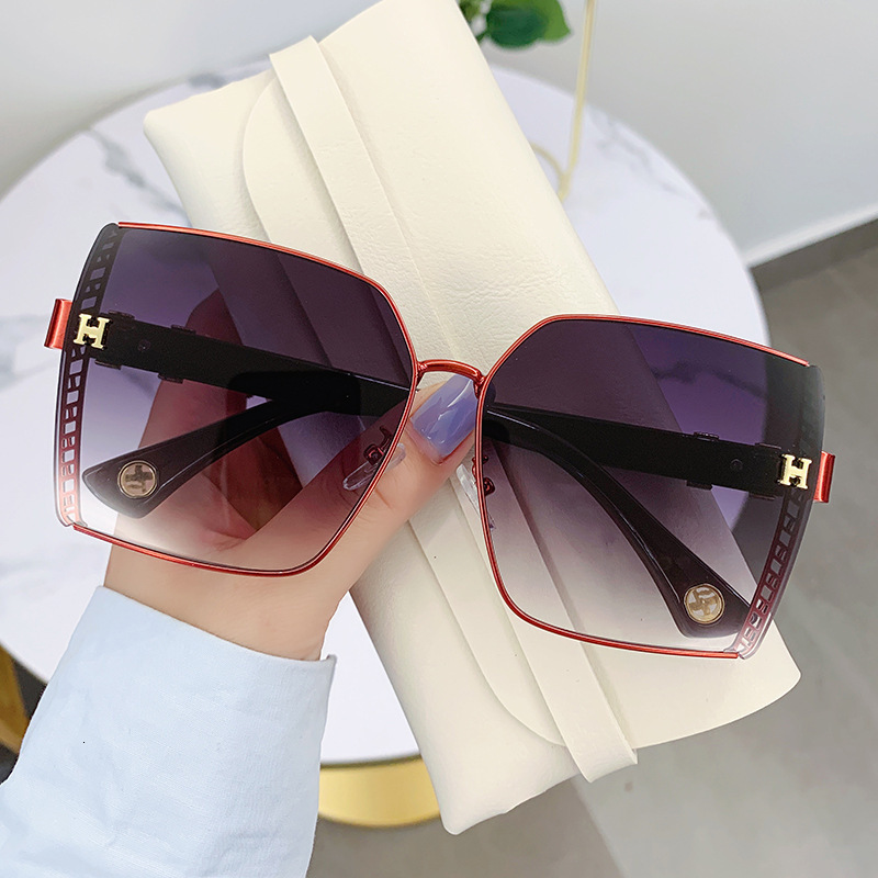 Luxury Brand Designer Sunglasses Sunglasses For Women, UV Protection, Large Frame, Summer, High-End, Internet Celebrity, New Style, Big Face, Slimming - view 4