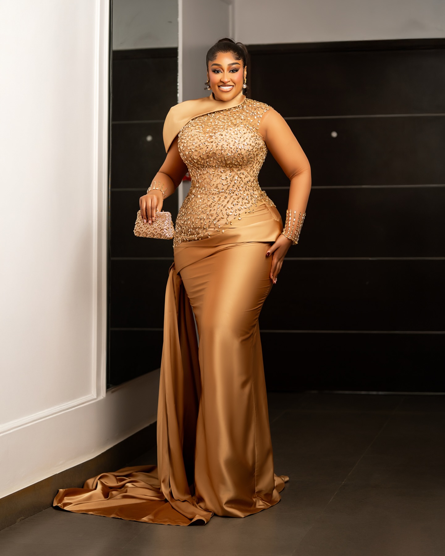Plus Size Champagne Mermaid Prom Dress 2026 Evening Dresses Formal Gowns Crystals Party Dress Sequined Lace Formal Gowns for Black Women Birthday Gown - view 7