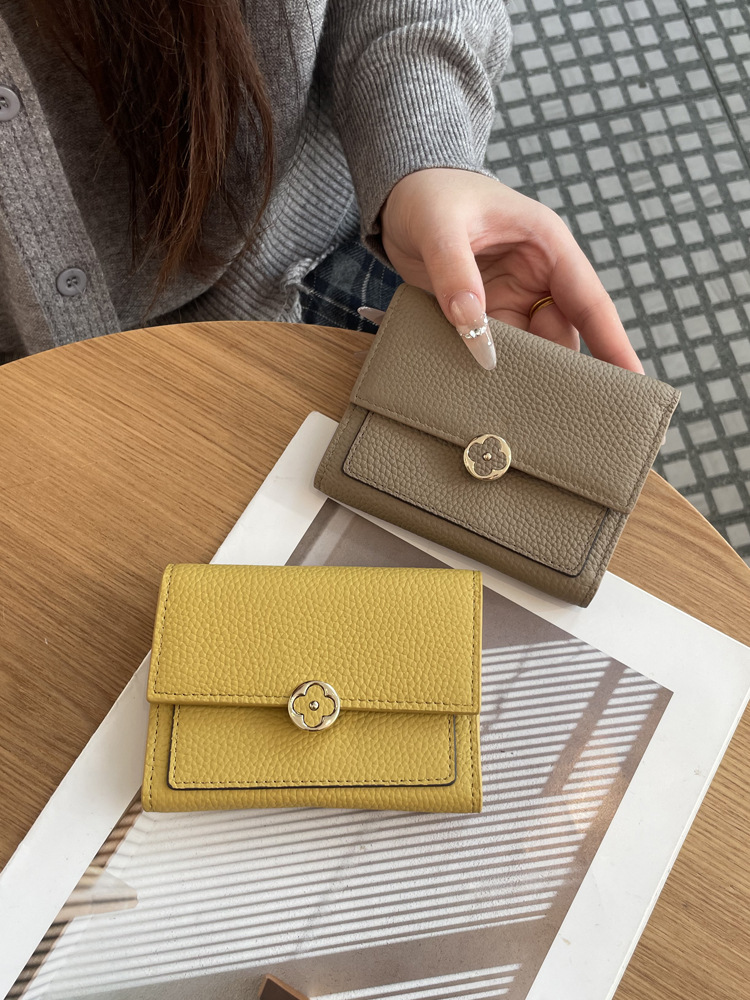 free shipping 2026 New Women's Genuine Leather Short Wallet, Compact Exquisite Multi-Card Coin Purse, Large Capacity High-End Billfold Clutch - view 5