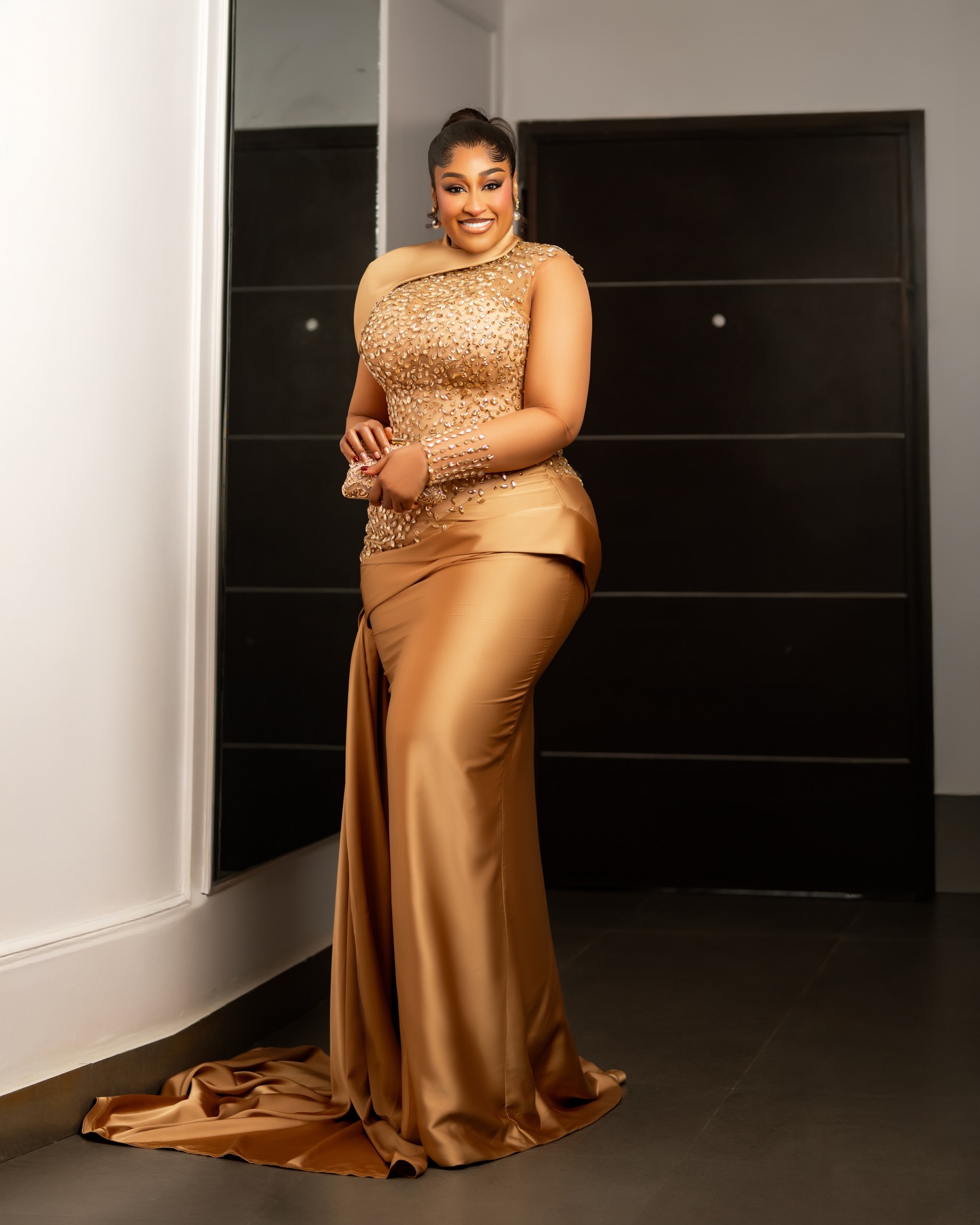Plus Size Champagne Mermaid Prom Dress 2026 Evening Dresses Formal Gowns Crystals Party Dress Sequined Lace Formal Gowns for Black Women Birthday Gown - view 9