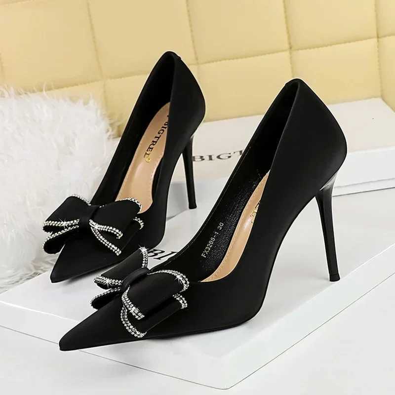 New Fashion BIGTREE Women Dress Shoes 10cm High Heels Shallow Pointed Toe Crystal Butterfly Knots Lady Red Silk Shoes Size 34-40T260724 - view 5