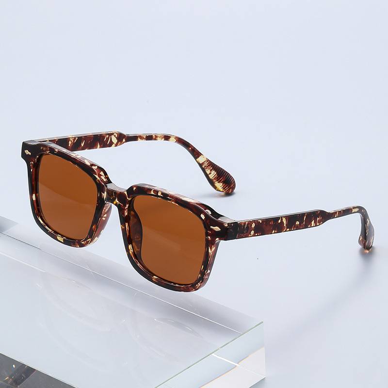 2026 New Style Square Fashion Polarized Sunglasses Unisex Large Frame Glasses - view 4