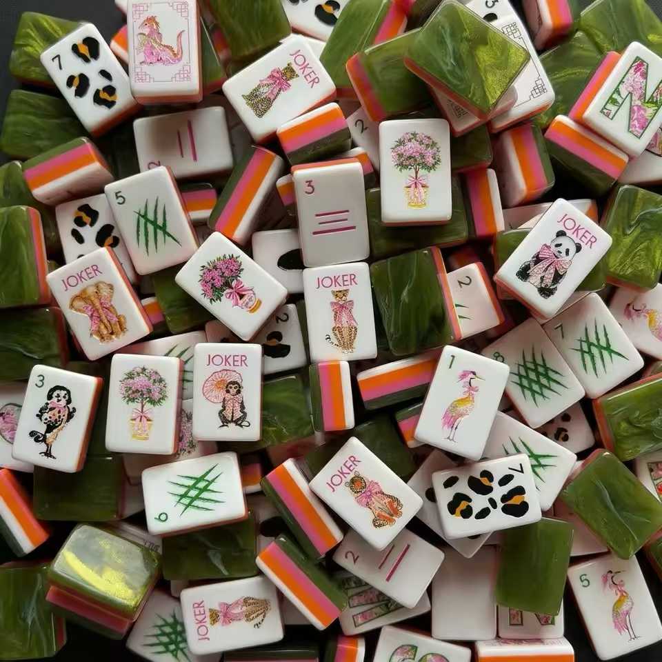 WILD ONES Bone Tiles 160pcs Luxury Engraved Mahjong,Emerald Jade Style American Mahjong, Portable Entertainment Game