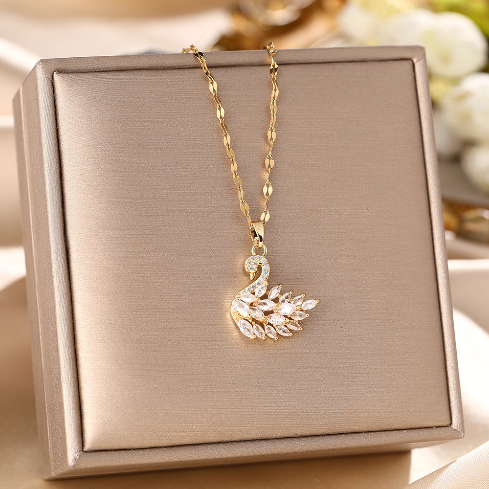 necklace for women, minimalist style full of diamonds swan pendant, trendy and unique necklace designer for women Design Pendant diamond necklace Luxu - view 4