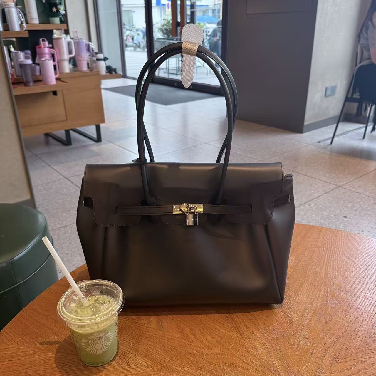 Handbag Shoulder Bags Kiikii's Same Style TPU Jelly New Summer Model High End Commuter Tote Transparent Large Capacity Underarm Bag - view 4