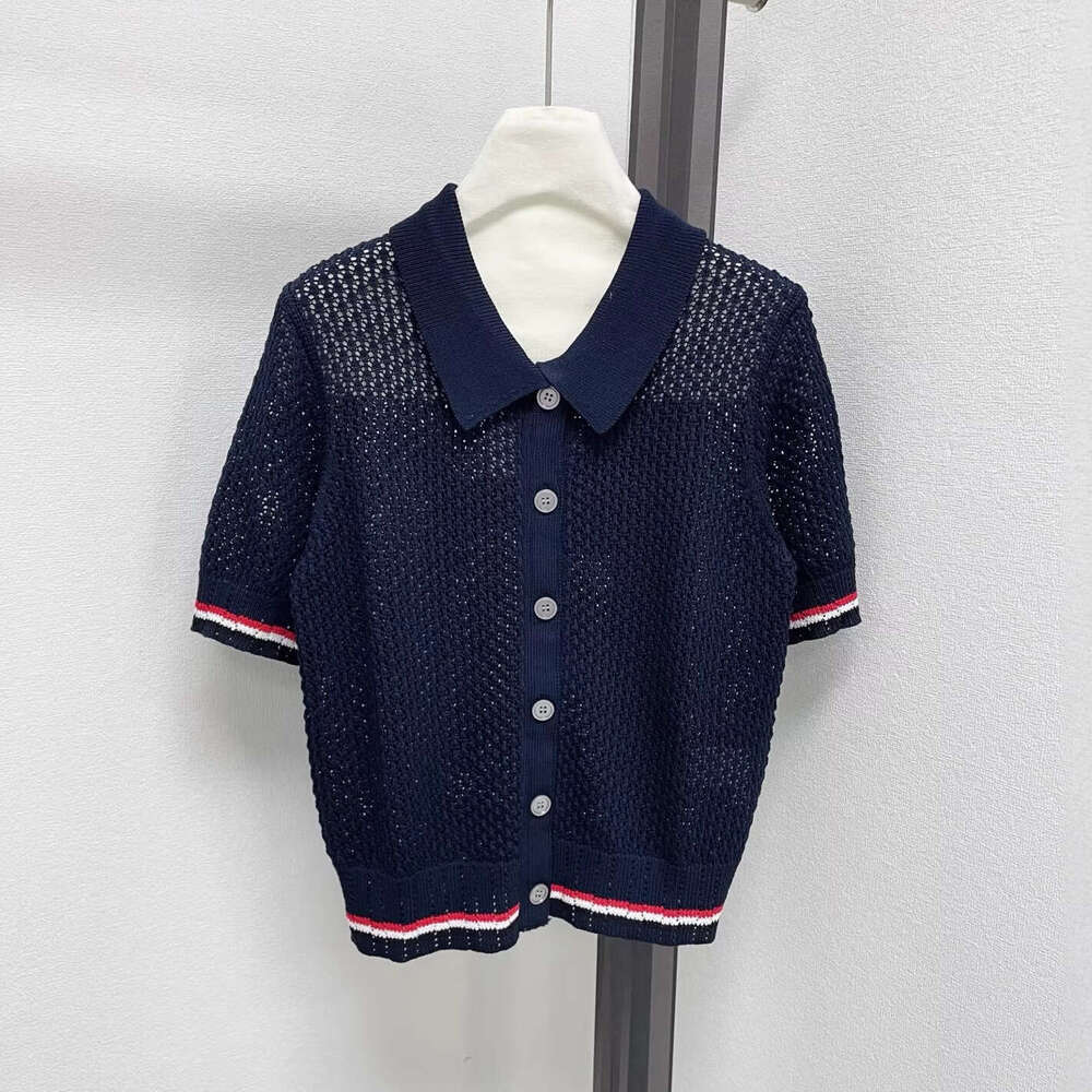 Designer High end Academy Style Fashionable Age reducing Dog Design Collar Short sleeved Knitted k30 Women's Cardigan Top