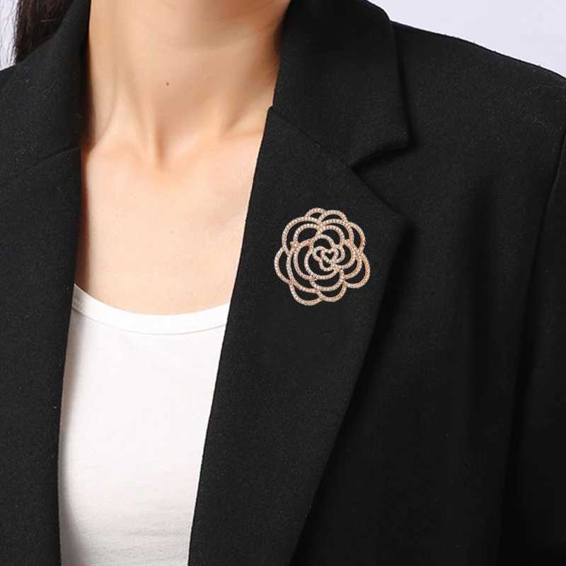 Luxury Camellia Flower Brooches For Woman Scarves Buckle Pin Cloth Fabric Brooch Jewelry Accessories Girls Gifts Z260401