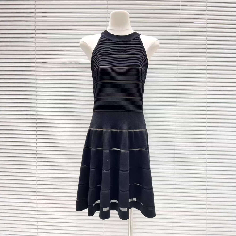 Designer French elegant V-neck gold button ribbed slim k30 knit women's sleeveless A-line mini skirt