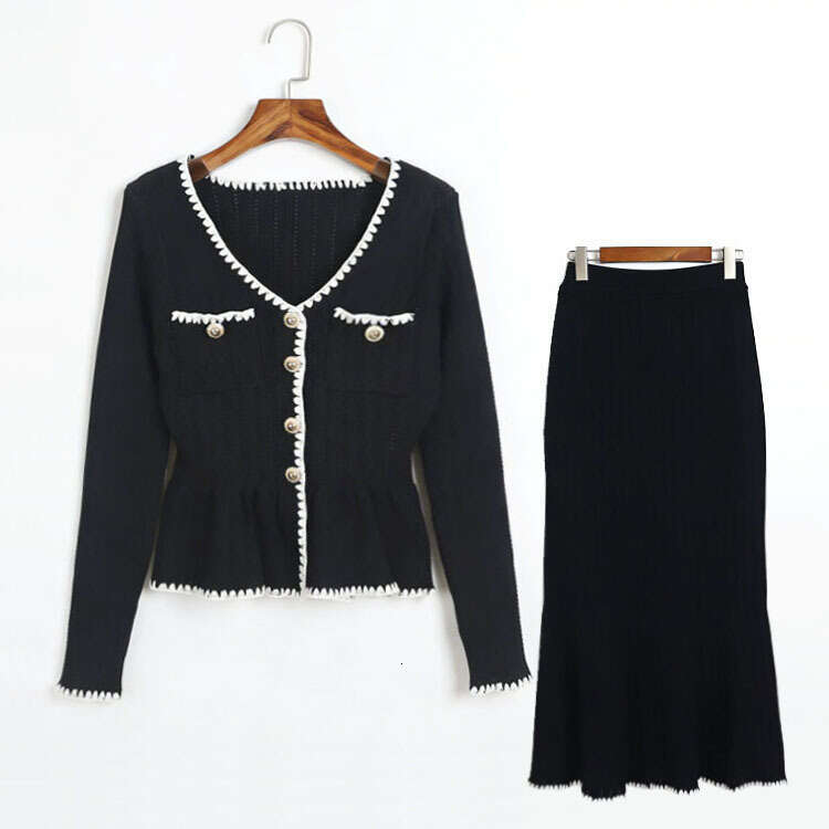 Spring designer knitted V-neck contrasting border pleated waistband cardigan high k30 waisted fishtail skirt small fragrance style clothing