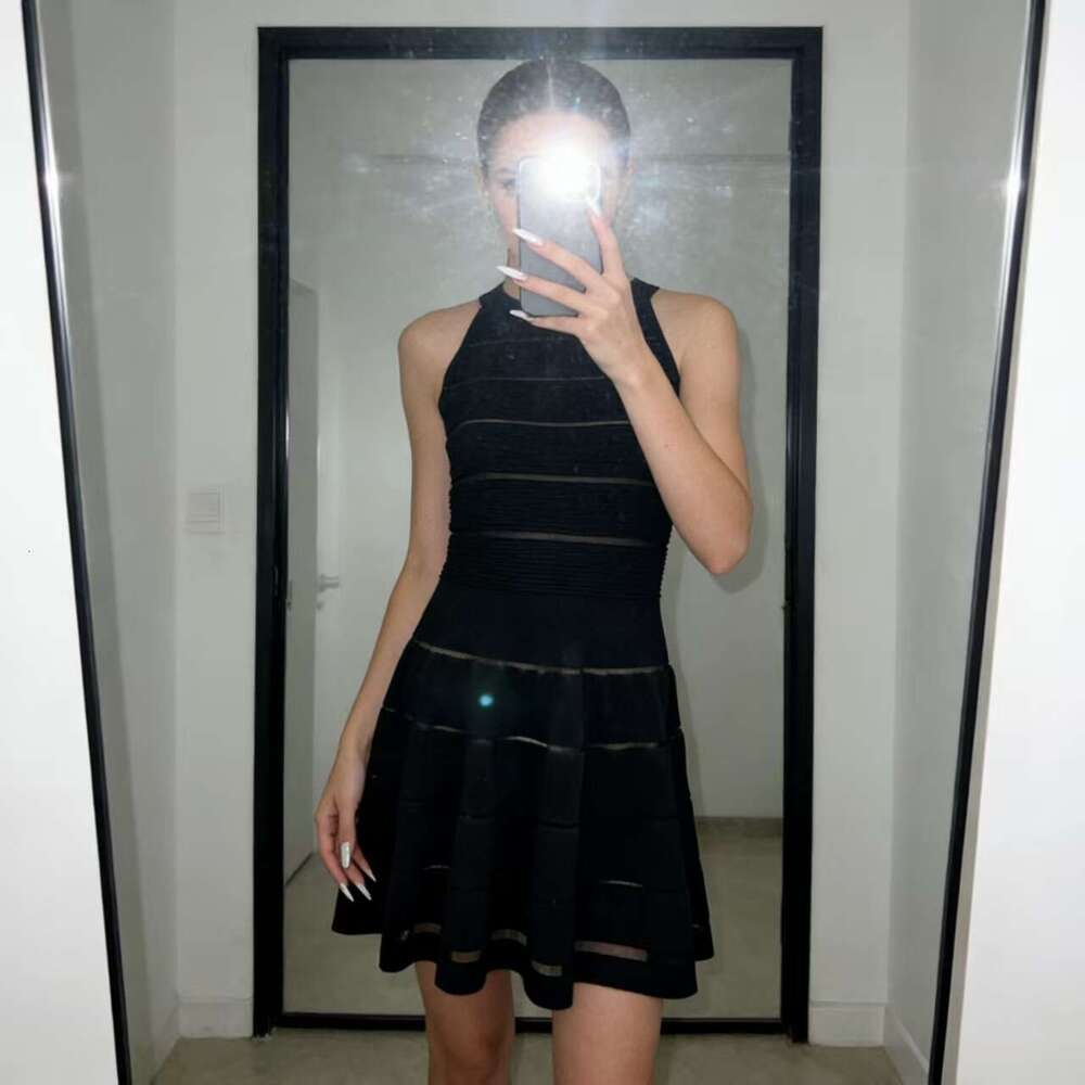 Designer French elegant V-neck gold button ribbed slim k30 knit women's sleeveless A-line mini skirt