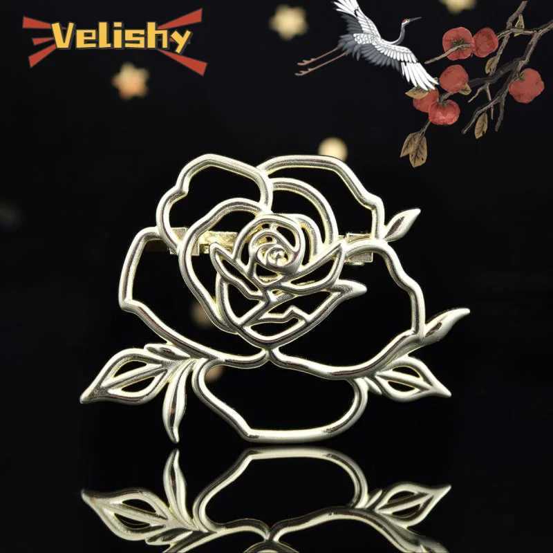 Korean Simple Hollowed Out Rose Brooch For Women Men Unisex Corsage Pin Temperament Suit Coat Party Accessories Gift Z260401