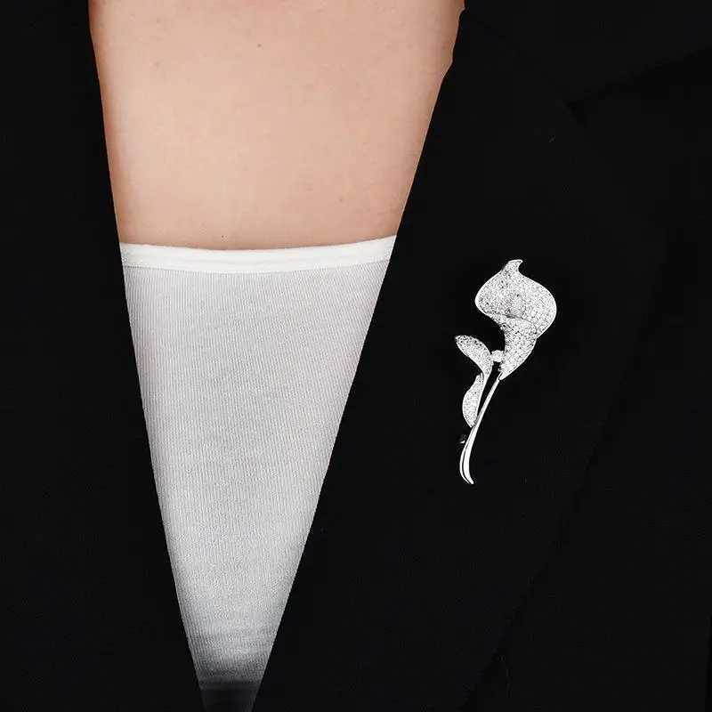 Fashion Exquisite Shiny Rhinestone Tulip Brooches For Women Clothing Coat Jewelry Accessries Gift Z260401