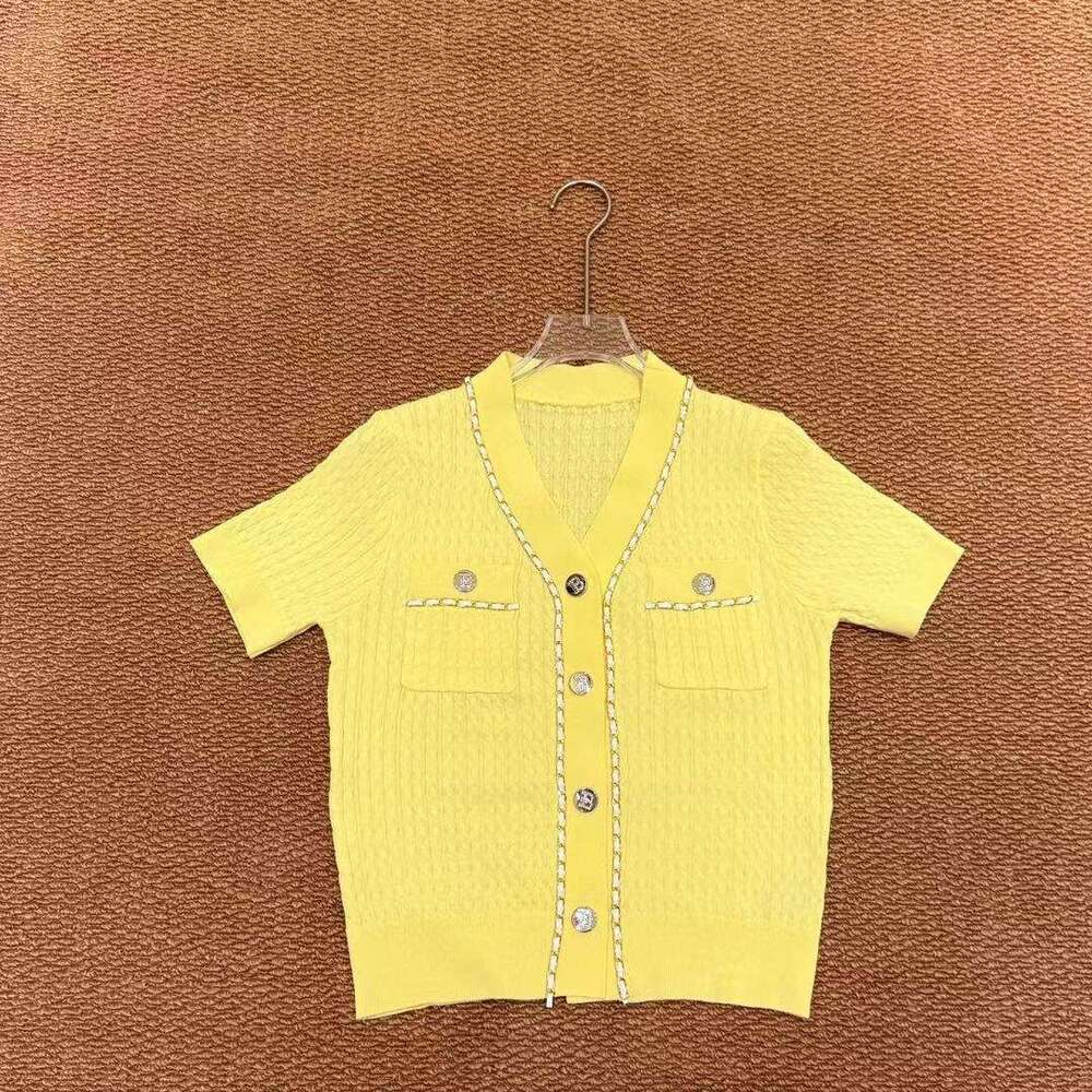k30 2026 Spring/Summer New Designer Xiaoxiangfeng Inspiration Chain Decoration V-neck Short Sleeve Knitted Cardigan Fashion Versatile Short Top
