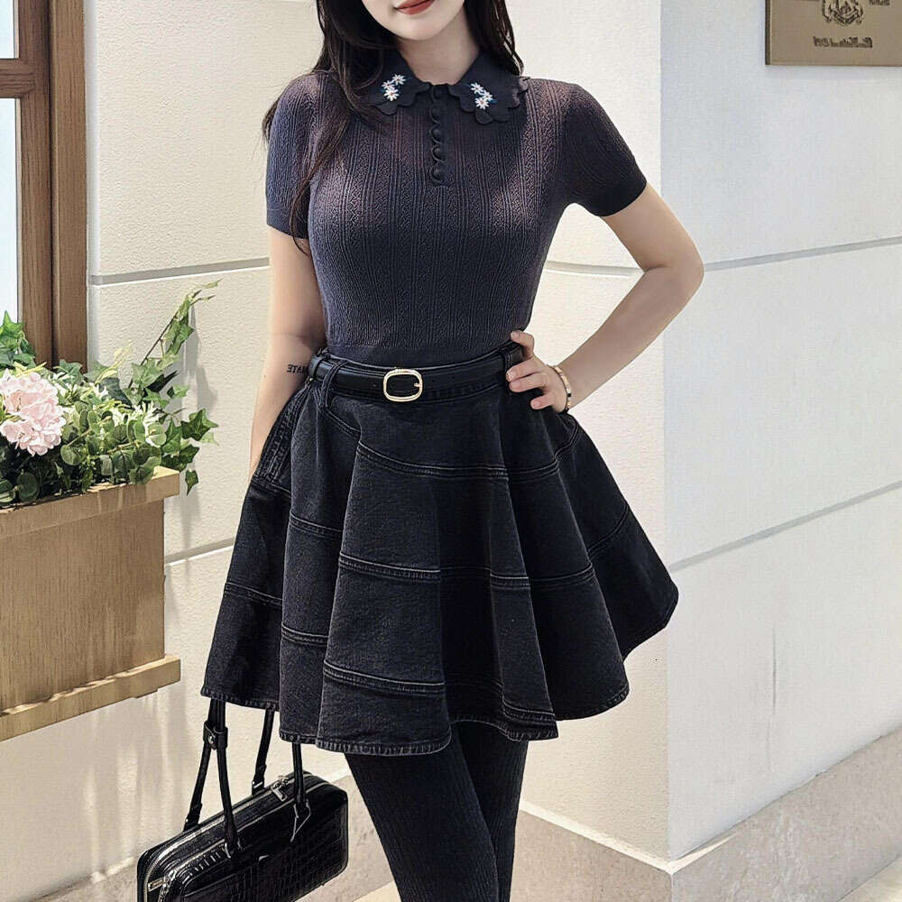 2026 autumn new French retro collar embroidered flower k30 slim knit pullover suitable for women