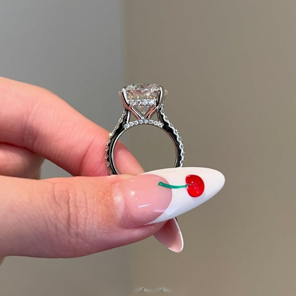 Luxurious 4 CT Round Diamond Ring 14K Solid White Gold 4 Prongs Moissanite Wedding Engagement Rings Jewelry Women