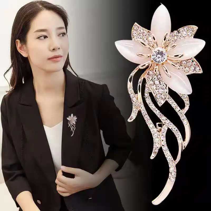 Fashion Flower Brooch For Women Rhinestone Brooch Jewelry Opal Brooch Pins Jewelry Girl Gift 2023 Z260401