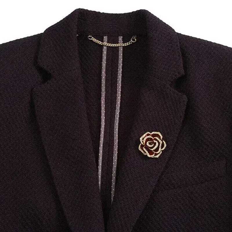 Exquisite Camellia Brooch Korean Elegant Rhinestones Flower Corsage Accessories for Women Z260401