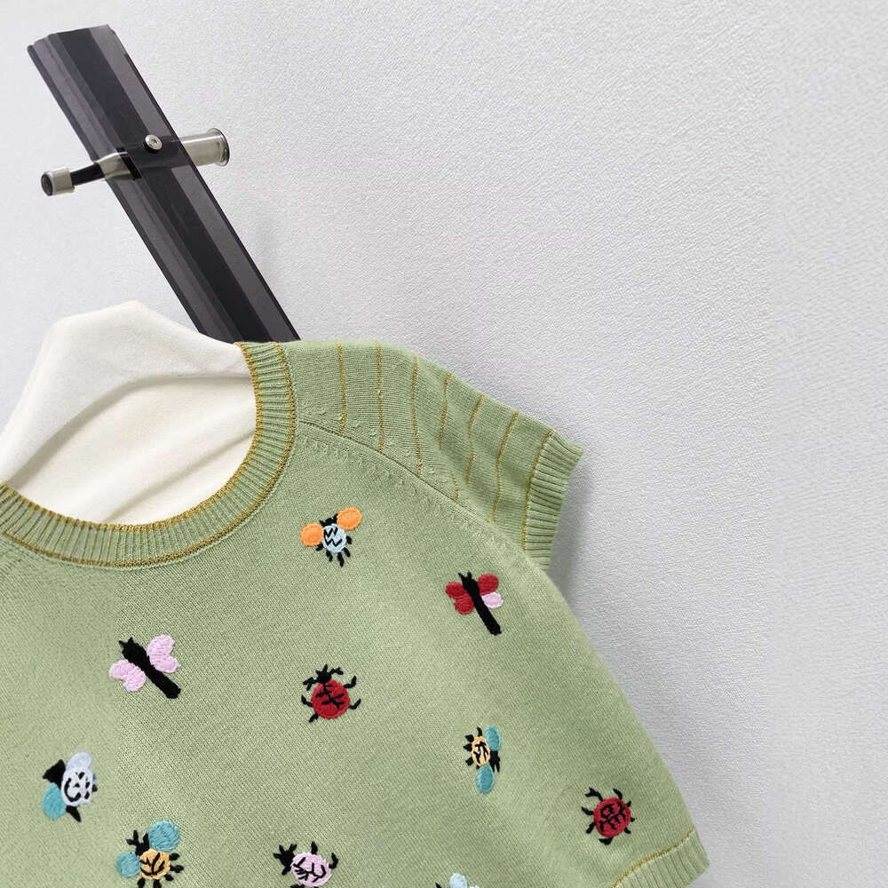 2026 Spring and Summer New Designer High end Round k30 Neck Color Cartoon Embroidery Fashion Short sleeved Knitted Shirt