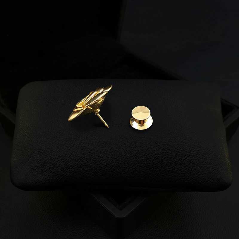 1859 Upscale Retro Camellia Brooch Women Flower Smal Suit Neckline Pin Anti-Exposure Cardigan Buckle Clothes Accessories Jewelry Z260401
