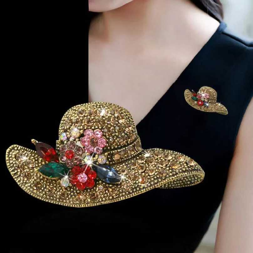Retro Rhinestone Flower Sun Hat Shape Brooches For Women Clothing Accessories Lady Holiday brooch Gifts Z260401