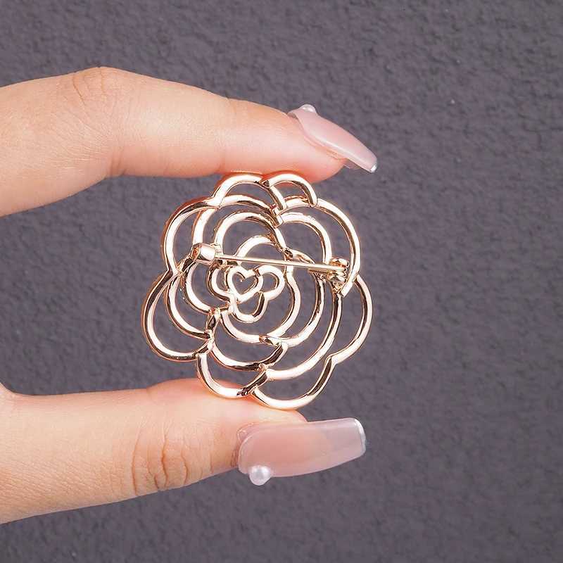 Luxury Camellia Flower Brooches For Woman Scarves Buckle Pin Cloth Fabric Brooch Jewelry Accessories Girls Gifts Z260401