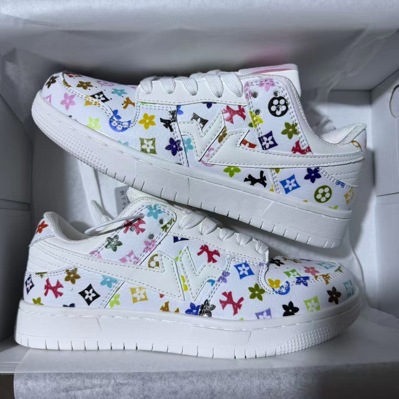 Free Shipping 2026s Spring Summer New Dopamine Color Block Design Couple Skate Shoes Fashion Versatile Breathable Men Women Casual Shoes Size 36-44