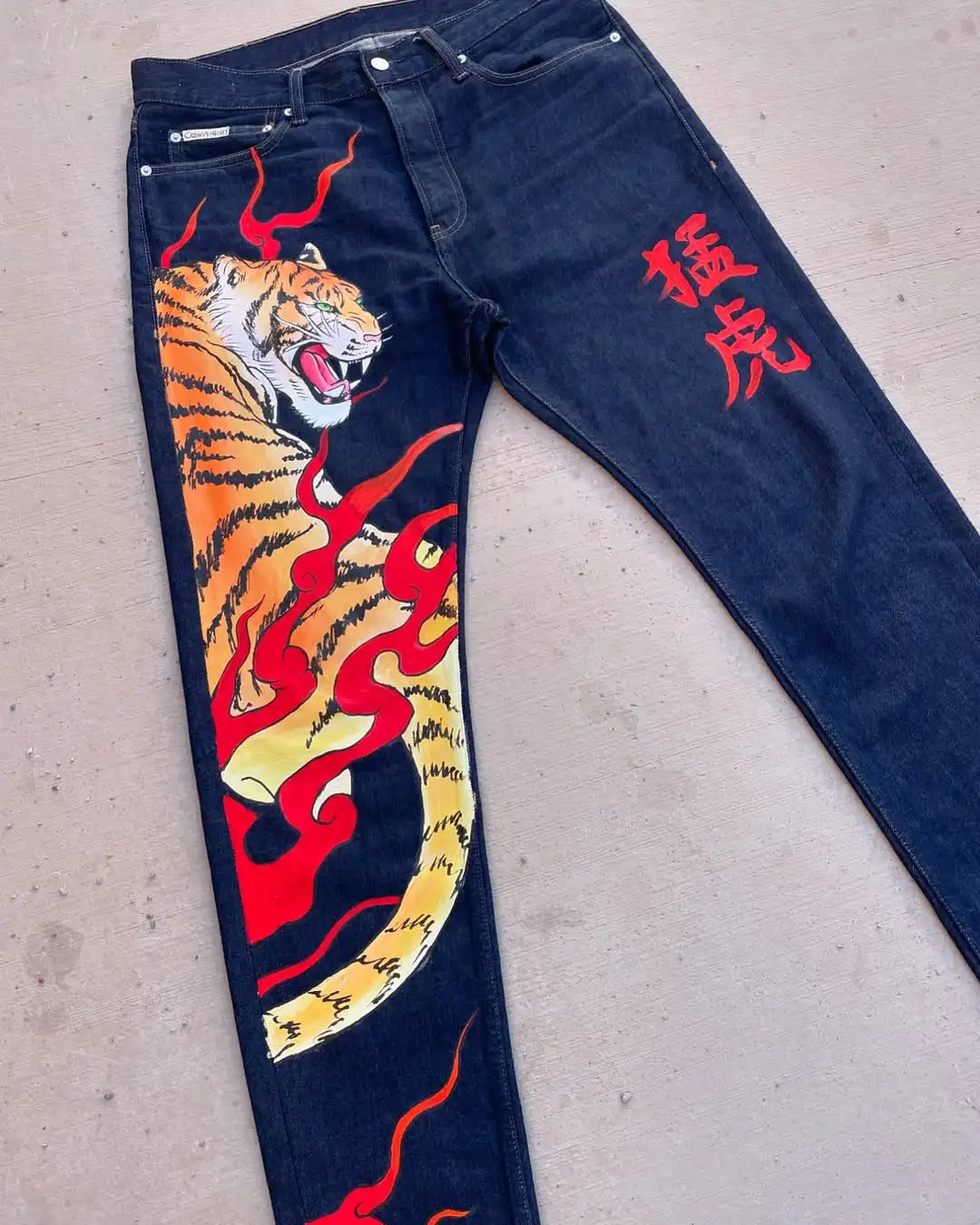 American Mens Dragon and Tiger Printed Jeans Cowboy High Street Urban Leisure Fashion Hip Hop Street Wear Daily Wearing Style 260331