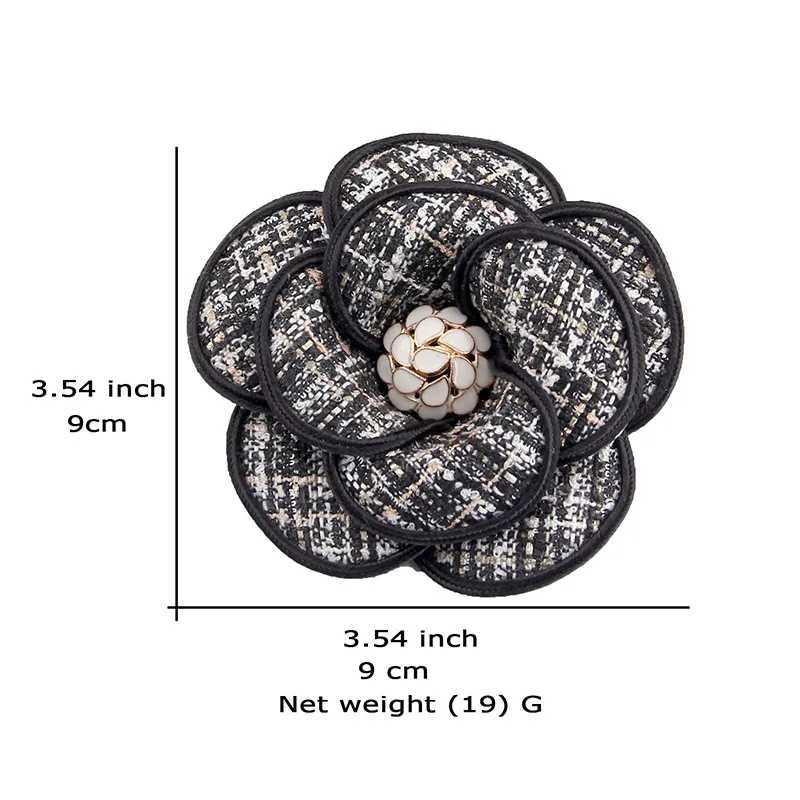 High Grade Elegant Vintage CC Brooches for Women Girls Gift Clothing Accessories Camellia Woman Brooch Z260401