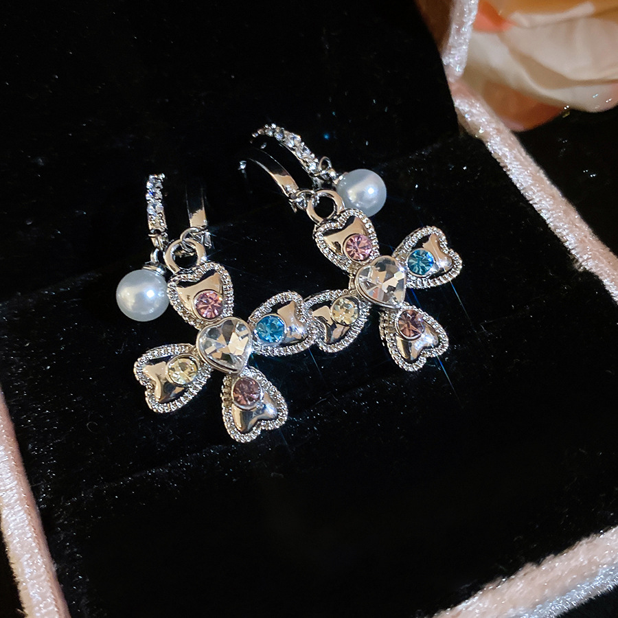 Silver needle zirconia studded diamond heart cross pearl earrings, fashionable versatile, light luxury and high-end earrings - view 7