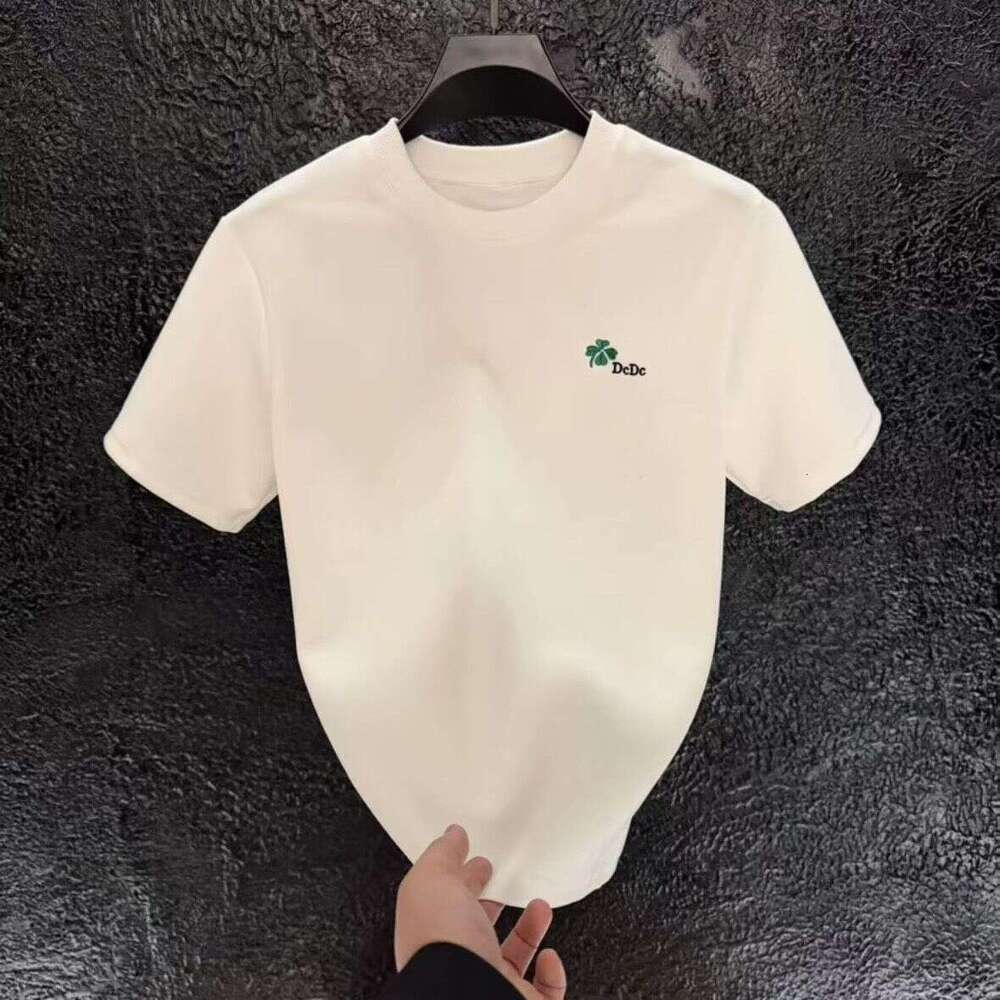 2026 New High-Quality Comfortable And Stylish Unisex Simple Printed Small Clover Trendy T-Shirt For Men