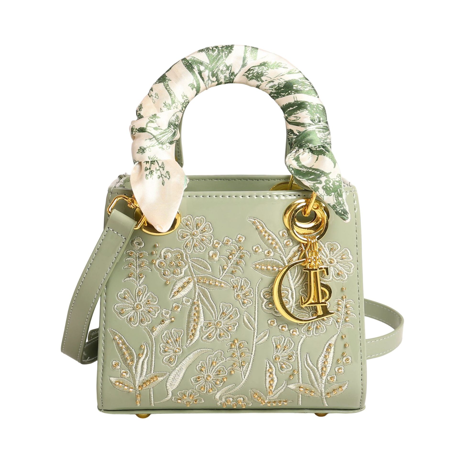 2026 summer new light luxury casual fashion designer handbag temperament classic letter cross body bag for women