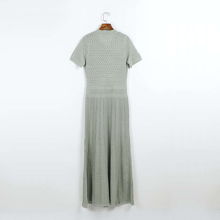 Summer New Designer Round k30 Neck Extended Short Sleeve Knitted Dress Single Row Bead Button Diamond Horn Ruffle Skirt