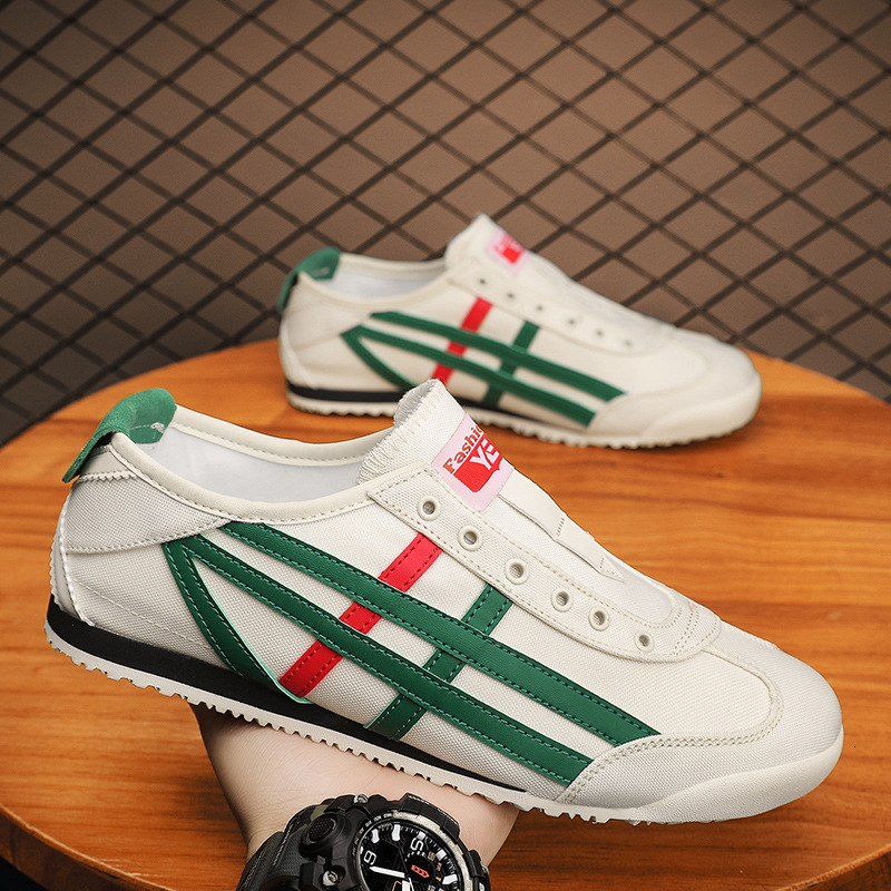 2026 new men's casual low cut sports shoes breathable and lightweight canvas shoes men's walking shoes casual shoes