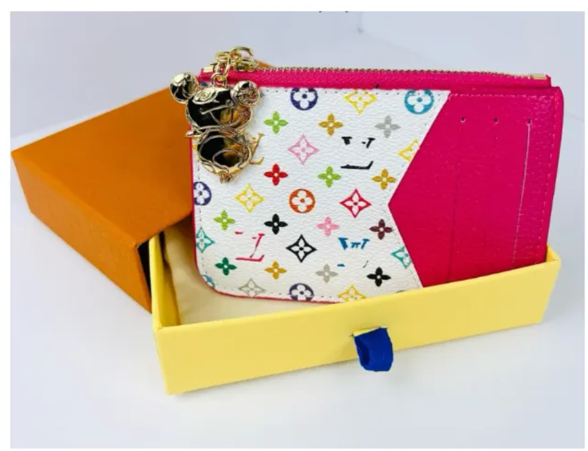 Designer Keychain For Women Bag Charm Keyring cherry Fashion Mens Key Chain Leather Wallet Keychains Luxury Mini Purse Bag Pendant