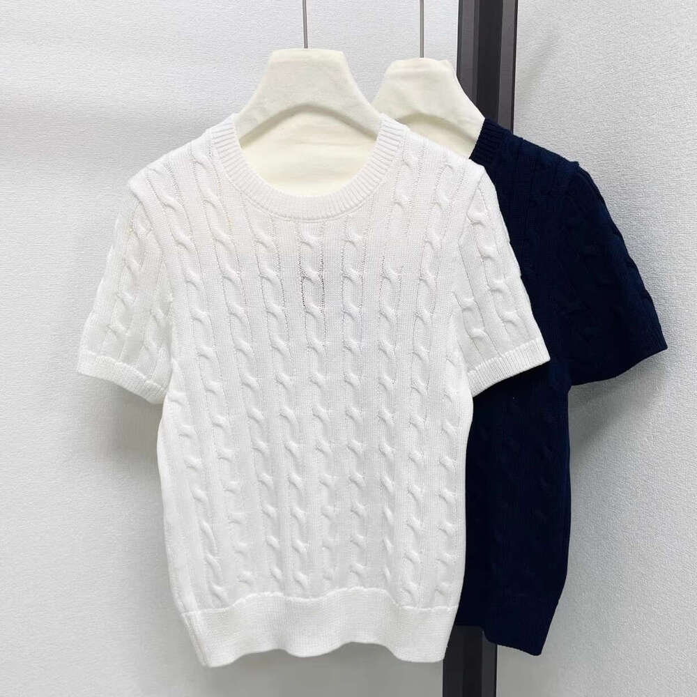 Designer Xiaoma Embroidered Knitted Round Neck Sweater 2026 Spring and Summer New Casual Simple k30 Women's Short sleeved Top