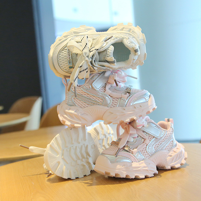 Children Trendy Chunky Dad Sneakers Lightweight Mesh Upper Platform Running Shoes Comfortable Athletic Shoes for Kids Non Slip Casual Sport Shoes Free