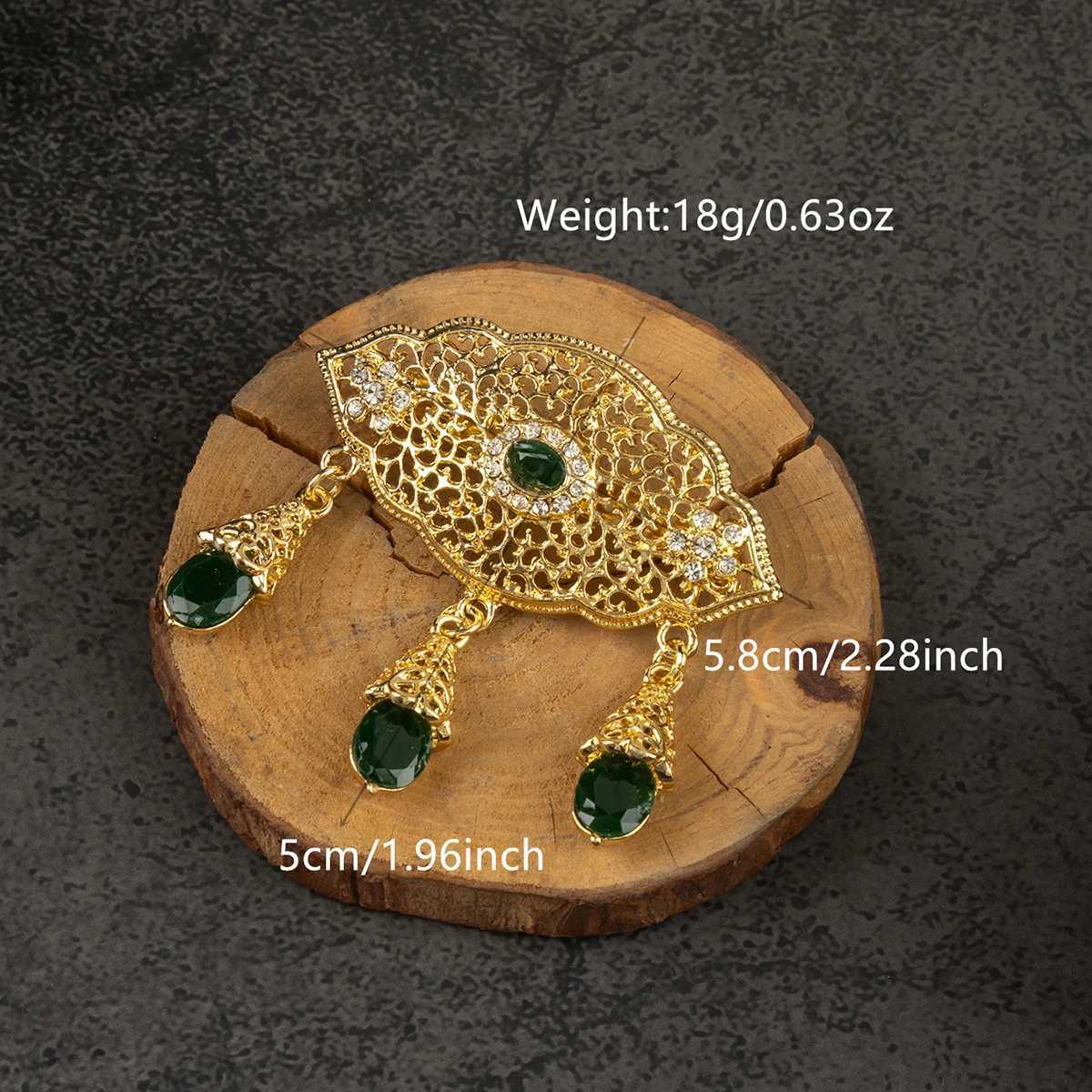 The Metal Hollow-Carved Round Small Pendant Features An Opulent Exquisite Design And Is A Luxurious Moroccan Brides Brooch Z260401