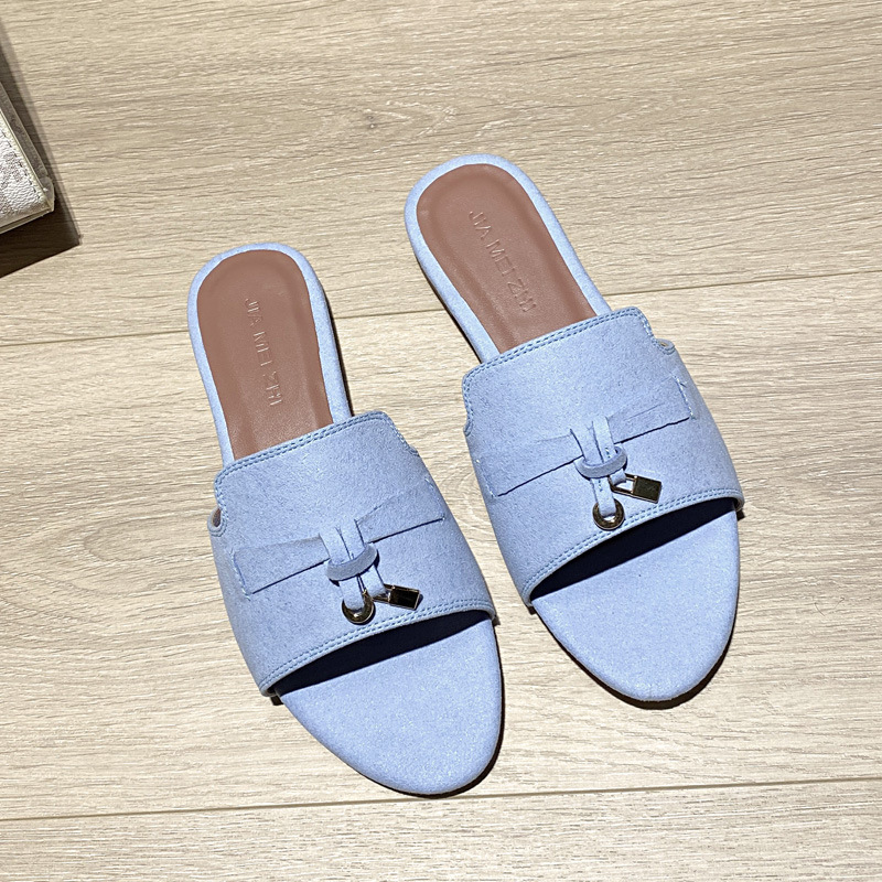 Hot Free shipping designer slippers for womens flat sandals black beige pink blue green Fashionable versatile Soft outsole outdoor casual flat slipper
