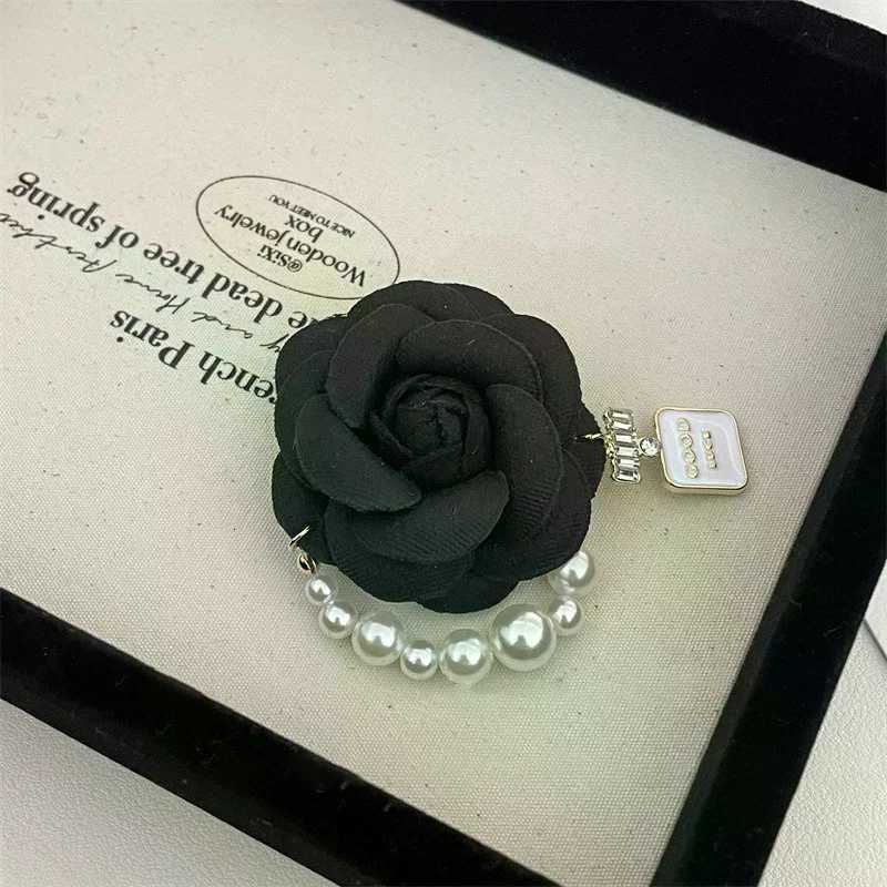 1pcs Small Fragrant Elegant Rose Flower Black Bow Tie Brooch Ribbon Accessories Z260401